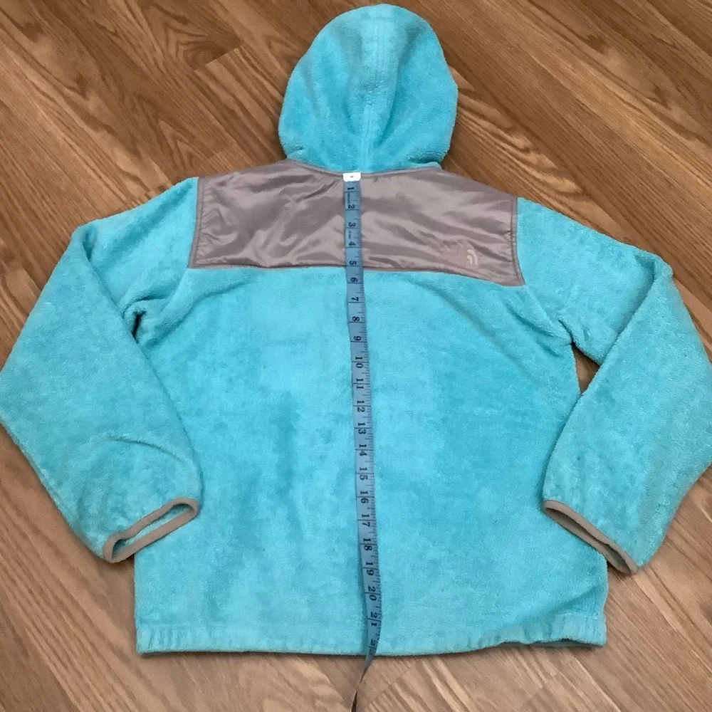 The North Face stay warm